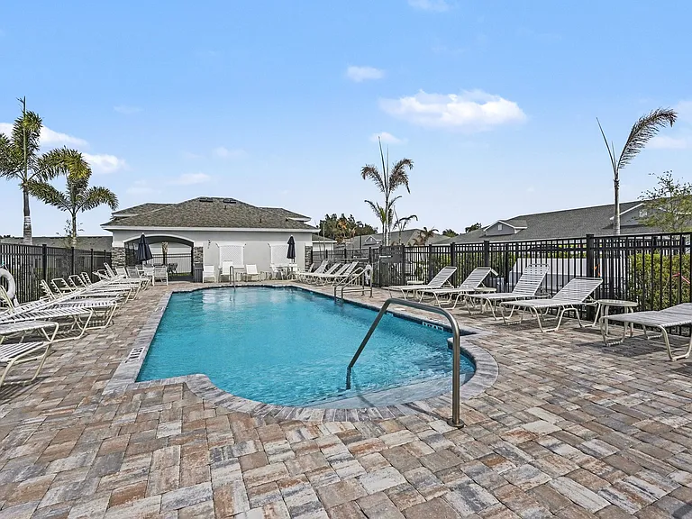 8995 Orchid Reserve Cir — Photo 30