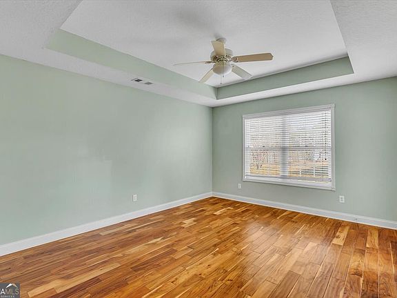 5th image of 86 White Oak Rd NE