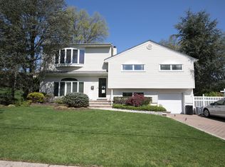 39-07 Terhune Pl, Fair Lawn, NJ 07410