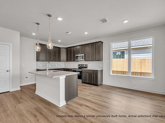 7th image of this home