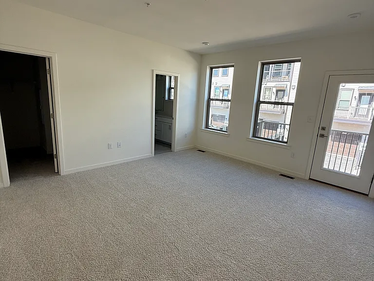 20966 Bluebird Sq #141 — Photo 20