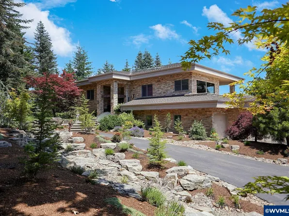 4805 Eola Dr NW, Salem, OR 97304