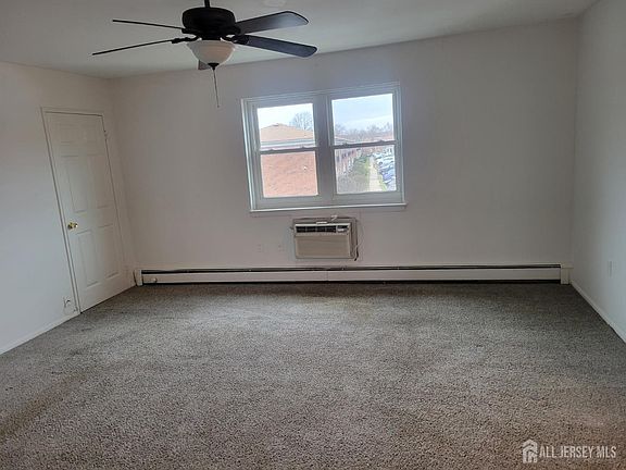 2nd image of 289 Main St APT 10F