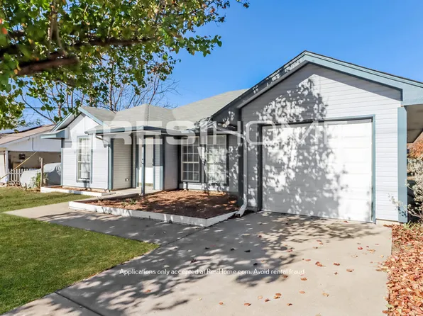 1014 Spell Ave, Cleburne, TX 76033