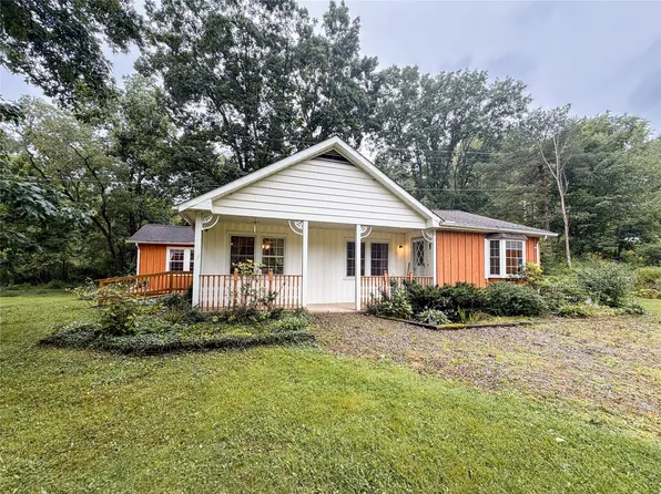 18907 Grange Center Rd, Saegertown, PA 16433