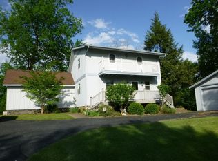 880 Summer Sound Rd, Piney Flats, TN 37686