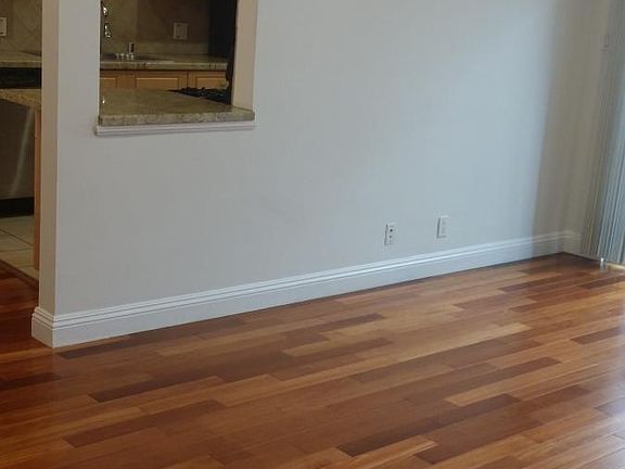 4th image of 11822 Gorham Ave APT 4