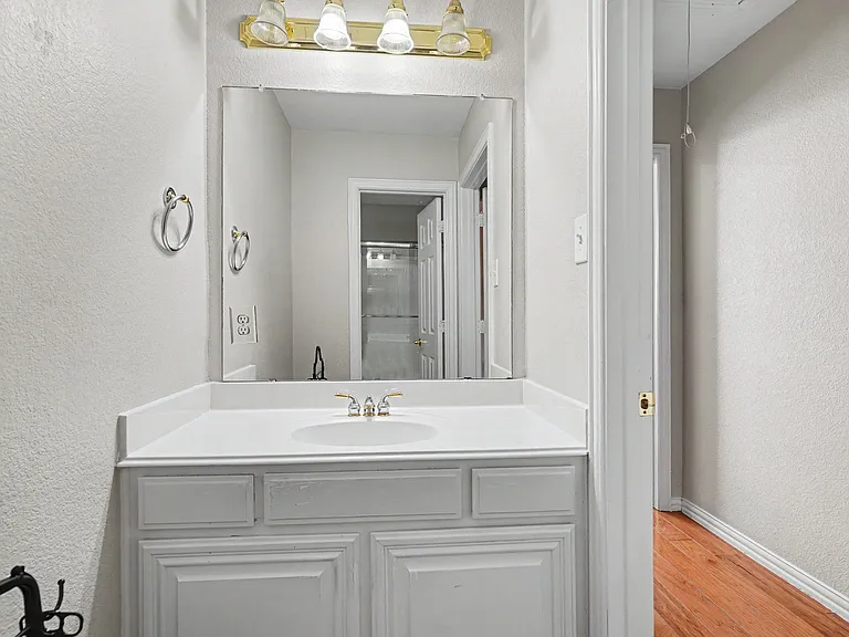 8660 Lariat Cir — Photo 48