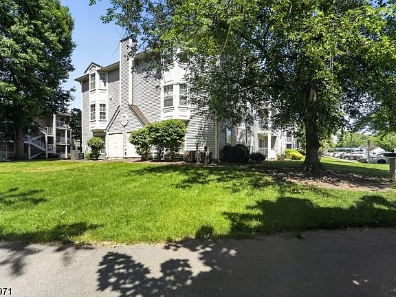 5th image of 177 Rachel Ct