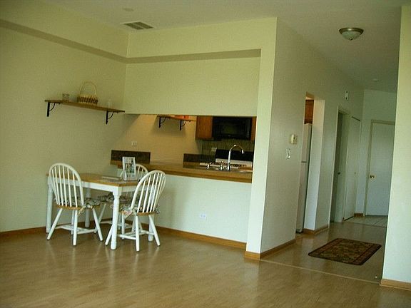 5th image of 1457 Golfview Dr