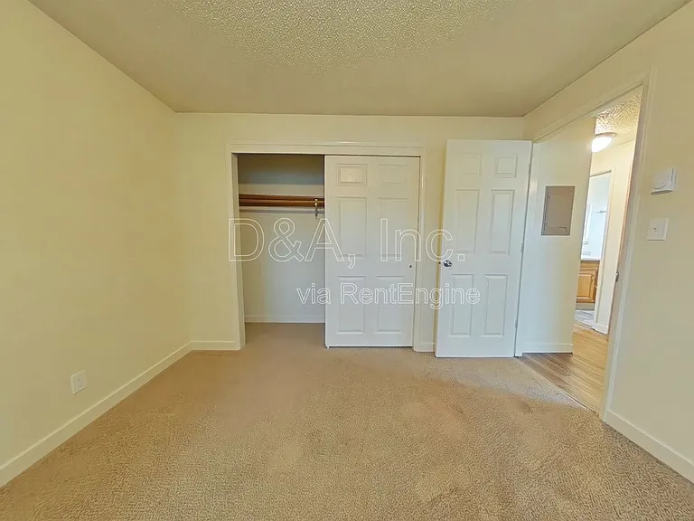2201 NW Grant Ave #1 — Photo 6