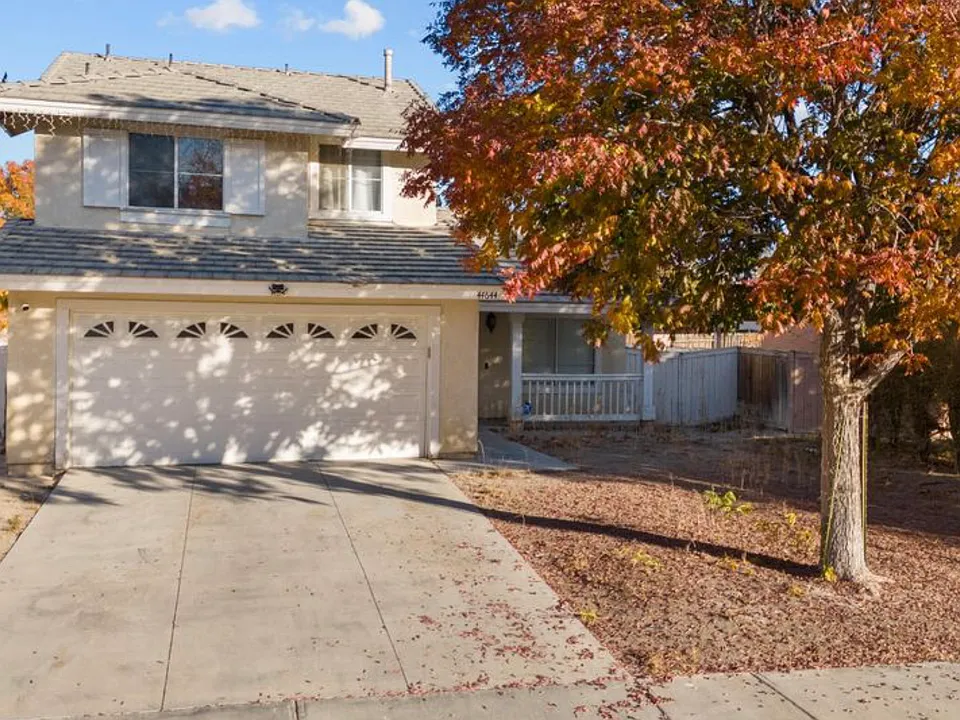 44644 Stillwater Dr