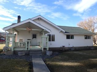 811 Washington St, Fossil, OR 97830