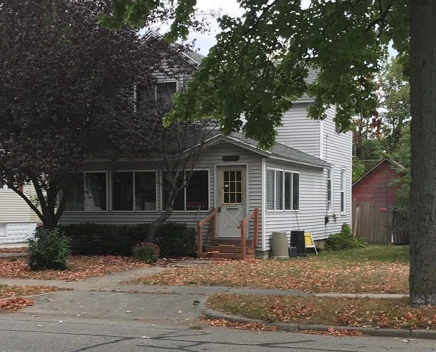 1st image of 1229 Washington Ave