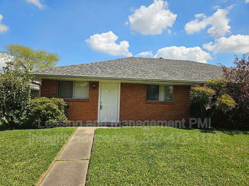 1st image of 204 N Millet Ave #A