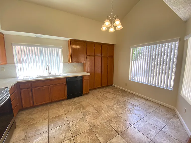 8706 Park Run Rd — Photo 10