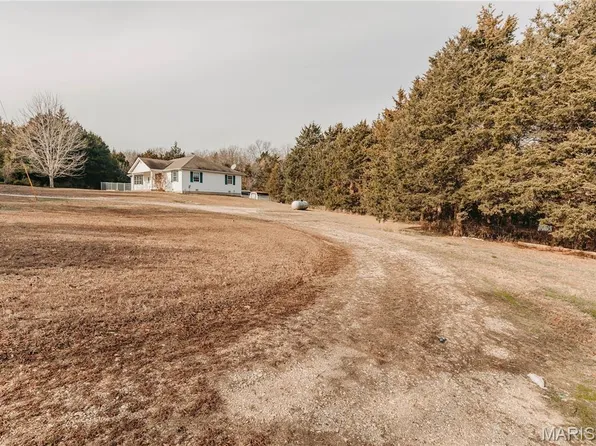 12280 Chicago Rd, Dixon, MO 65459
