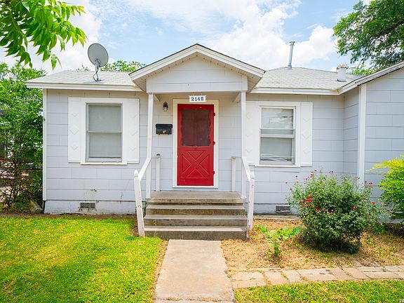 3rd image of 2148 Texas Ave