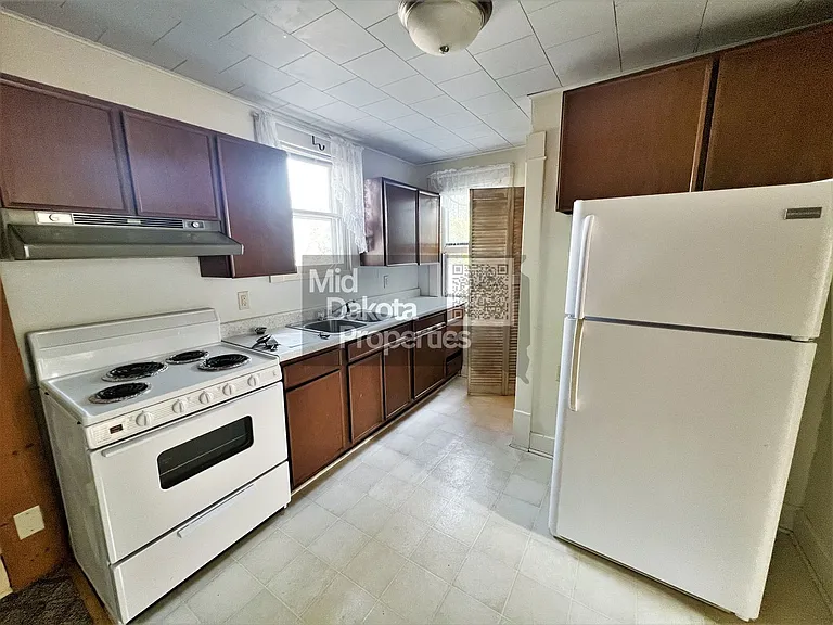1200 E 3rd Ave — Photo 5