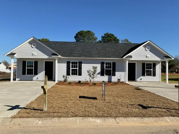 1108 Woodridge Dr #B, Lumberton, NC 28358