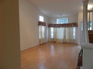 200 San Tropez Dr, Hollister, CA 95023