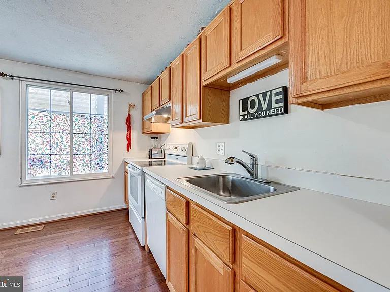 6144 Windward Dr — Photo 11