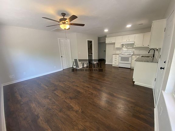 3rd image of 5127 Point Lavista Vis