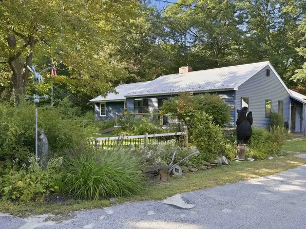 144 White Plains Road, Webster, NH 03303