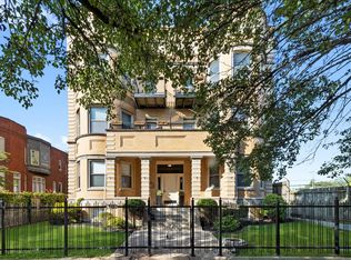 512 E Oakwood Blvd APT 2, Chicago, IL 60653