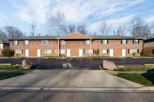 3033-3043 Benchwood Rd — Photo 6