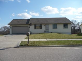 59 Dessa Rain Dr, Reedsburg, WI 53959