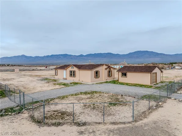 1340 W Bunarch Rd, Pahrump, NV 89060