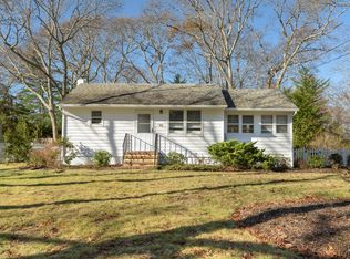 15 Bay View Rd, Southampton, NY 11968