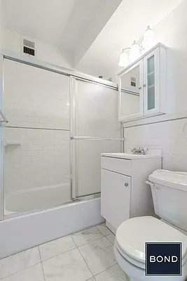 Rented by Bond New York | media 16