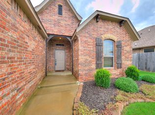 2205 Timber Rdg, Yukon, OK 73099