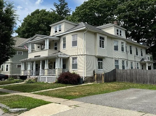 4 Hartshorn Ave, Worcester, MA 01602