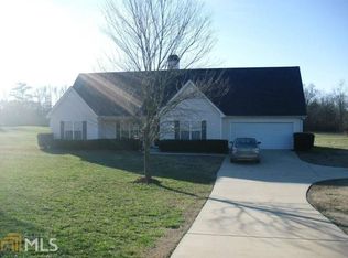 129 Carols Ln, Locust Grove, GA 30248