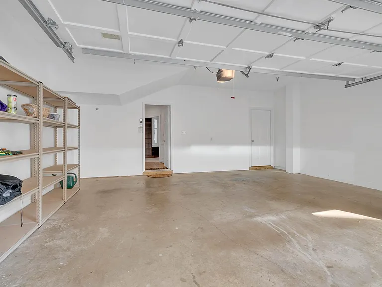 4210 11th St N — Photo 34