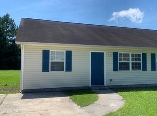 586 Haws Run Rd APT 5, Jacksonville, NC 28540