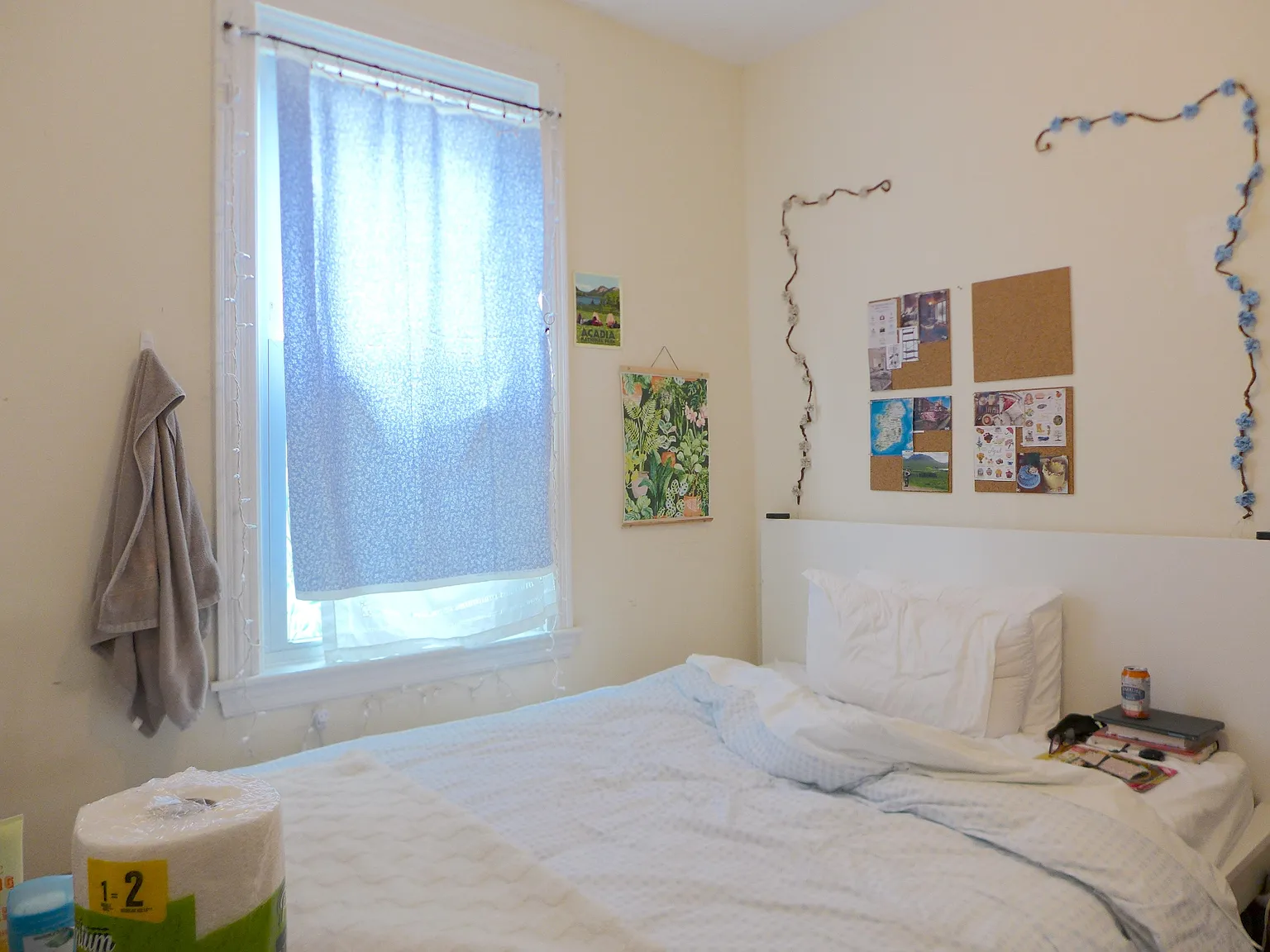 3 bed, 1.5 bath, 9999 sqft, $3,300 — Photo 2