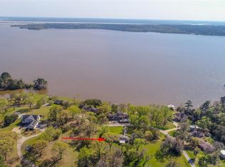 325 Peach Island Rd, Trinity, TX 75862