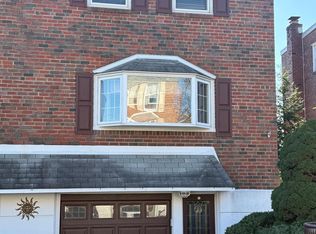 7314 Hill Rd, Philadelphia, PA 19128