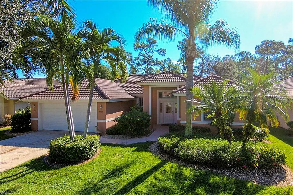3 bed, 3.0 bath, 2296 sqft, $12,000 — Photo 2