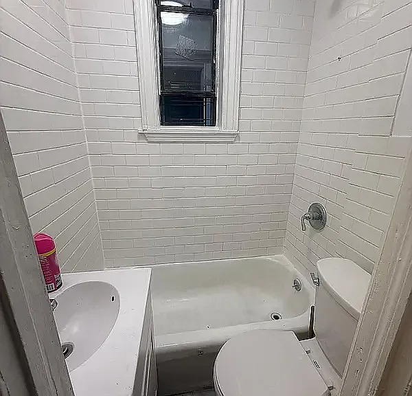 381 Sumpter St #3L — Photo 8