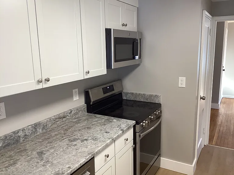 11 Loomis Hts #11 — Photo 4