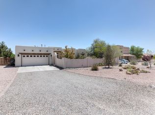 504 7th St NE, Rio Rancho, NM 87124