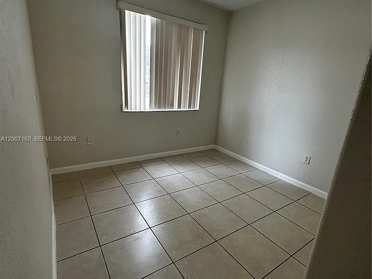2812 SE 16th Ave #121 — Photo 6