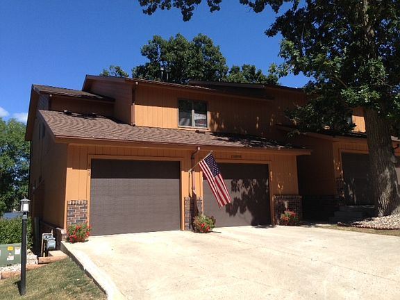 2nd image of 101 19th St Unit 303