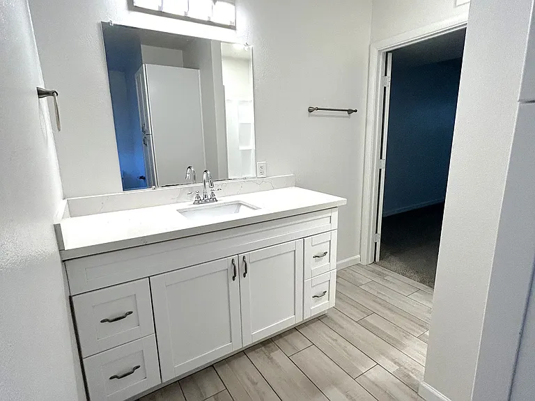 Ensuite bath