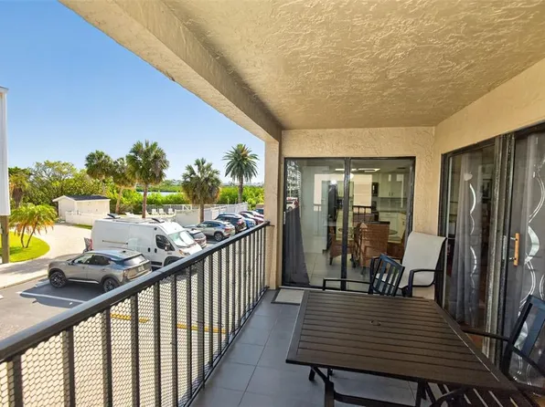 19725 Gulf Blvd APT 43, Indian Shores, FL 33785
